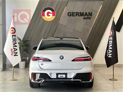 بی ئێم دەبڵیو سیریەس 7